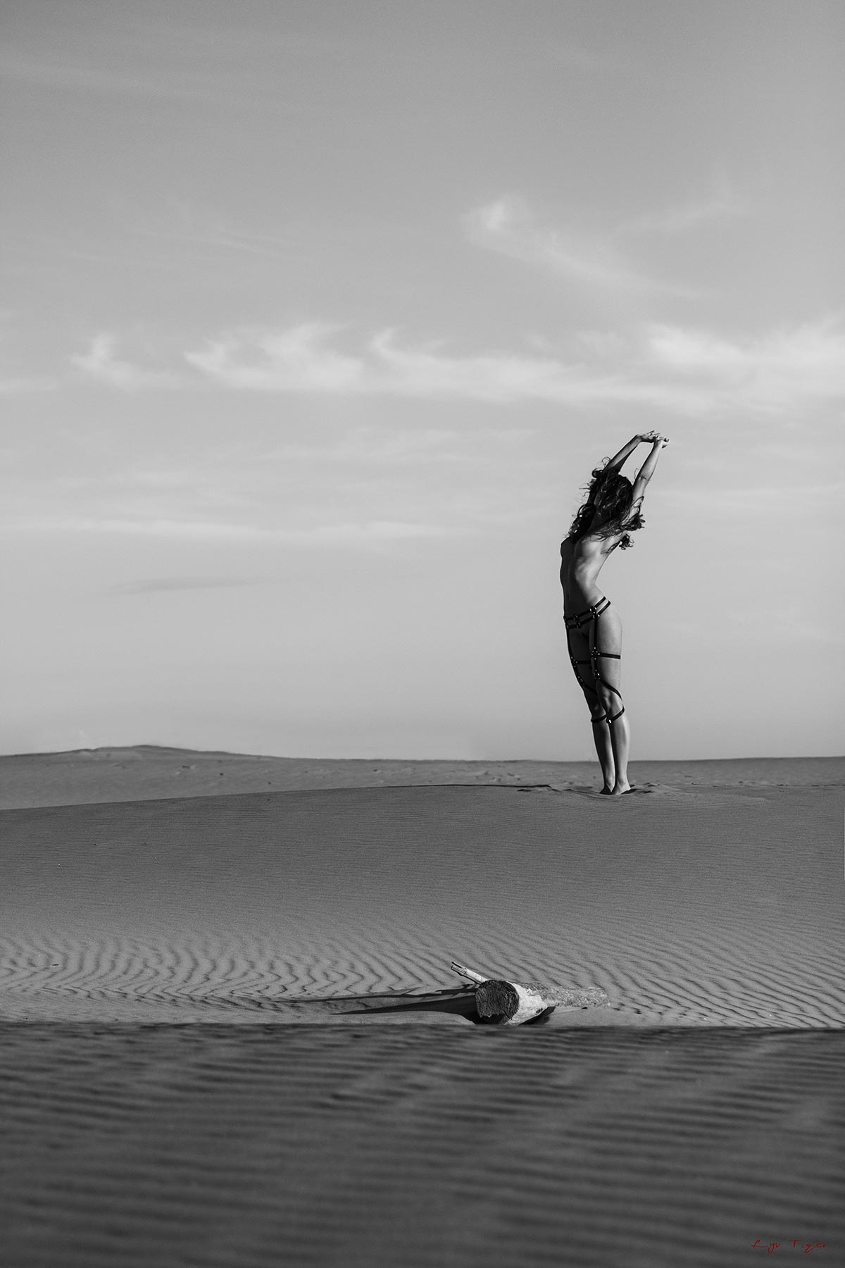 Jade Codino nue en Camargue