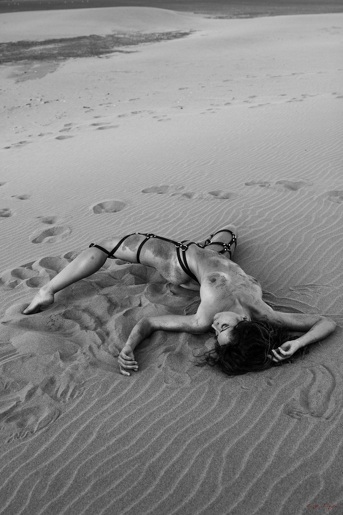 Jade Codino nue en Camargue