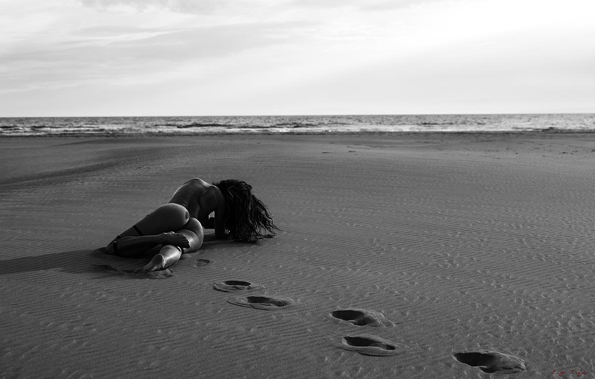 Jade Codino nue en Camargue par Lys Tiger