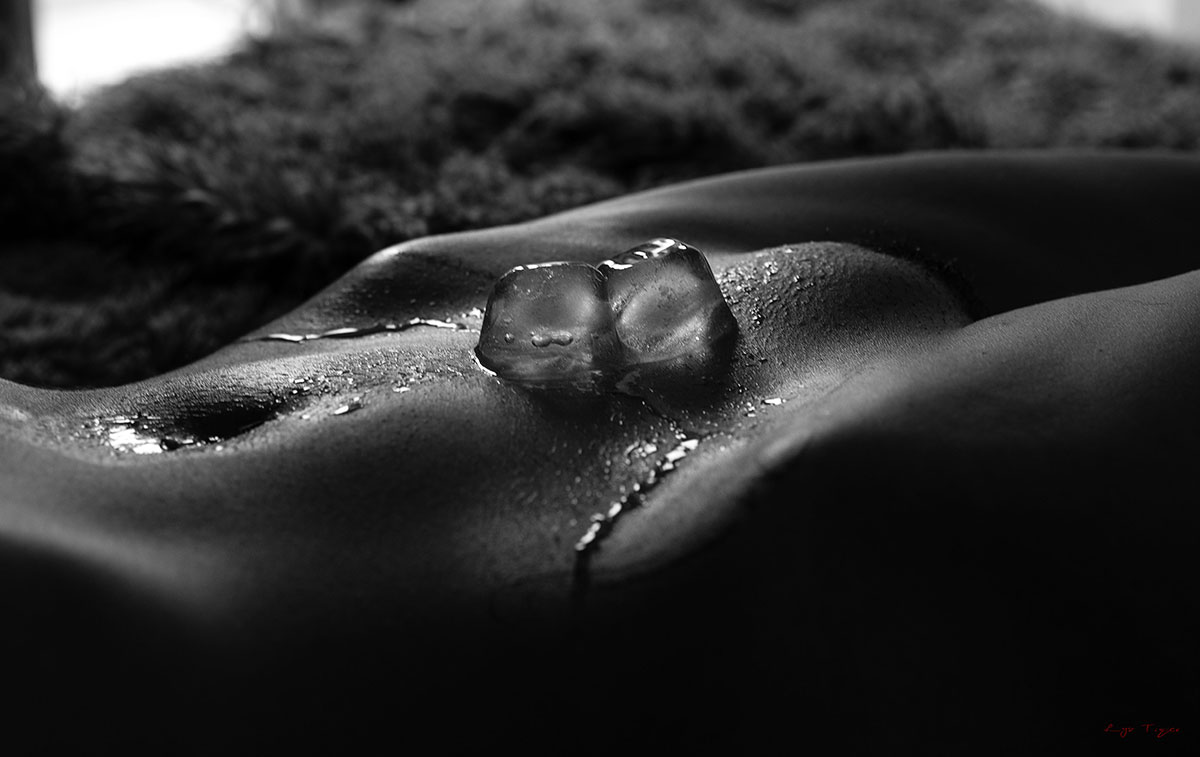 nu en noir et blanc par Lys Tiger