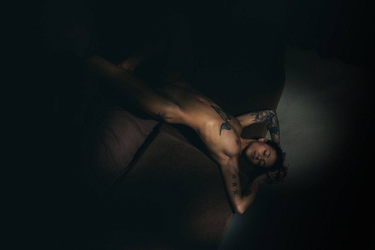 Klaudia Aziel par Adolfo Valente 8